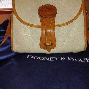 Dooney and Bourke vintage all weather leather bag